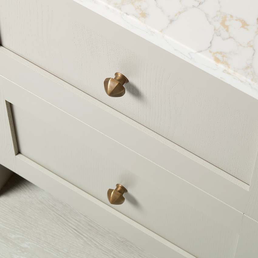 Cabinetknob_LightAntqiueBrass_Croft.jpg
