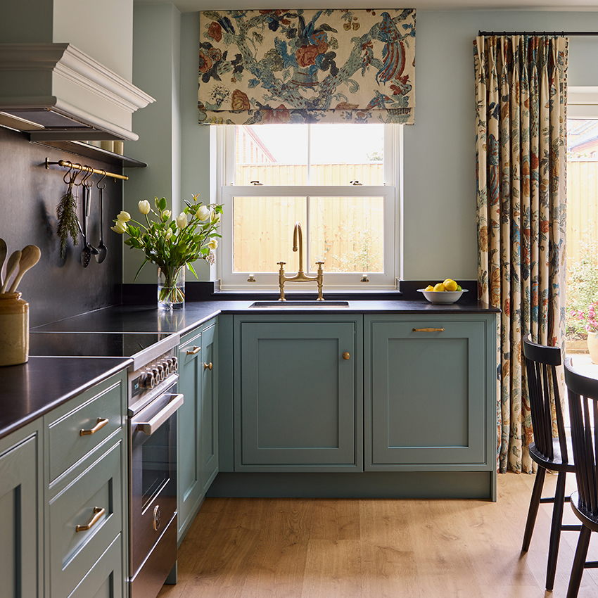 Kitchen_Cabinet_AGD.jpg