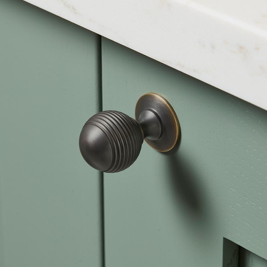 ReededBallCabinetKnob_Carbon.jpg