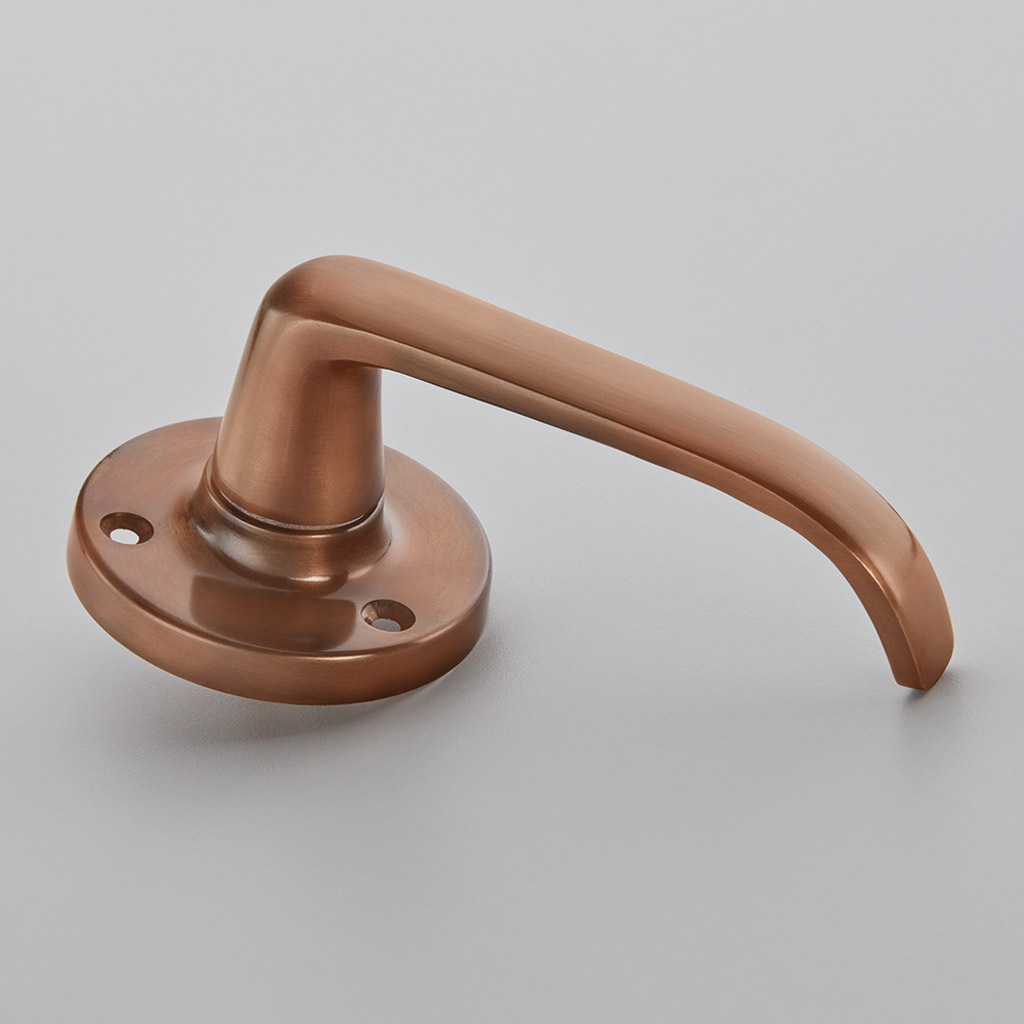 Stafford Lever On Round Rose