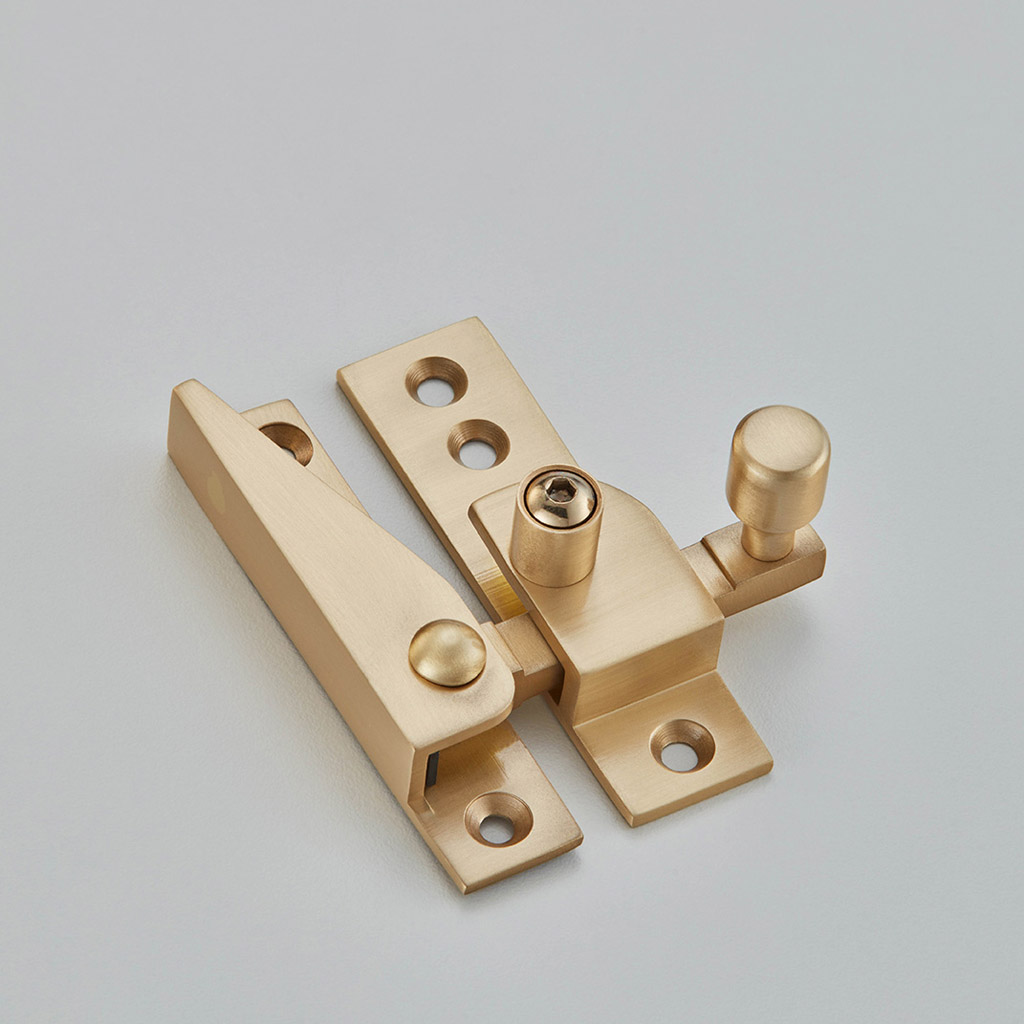 Lockable Straight Arm Sash Fastener – Narrow Style