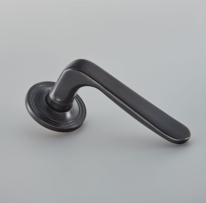 Garde Door Handle on Reeded Covered Rose