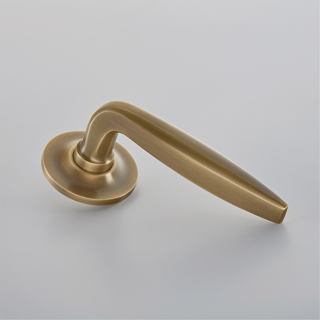 Maine Door Handle on a Covered Rose